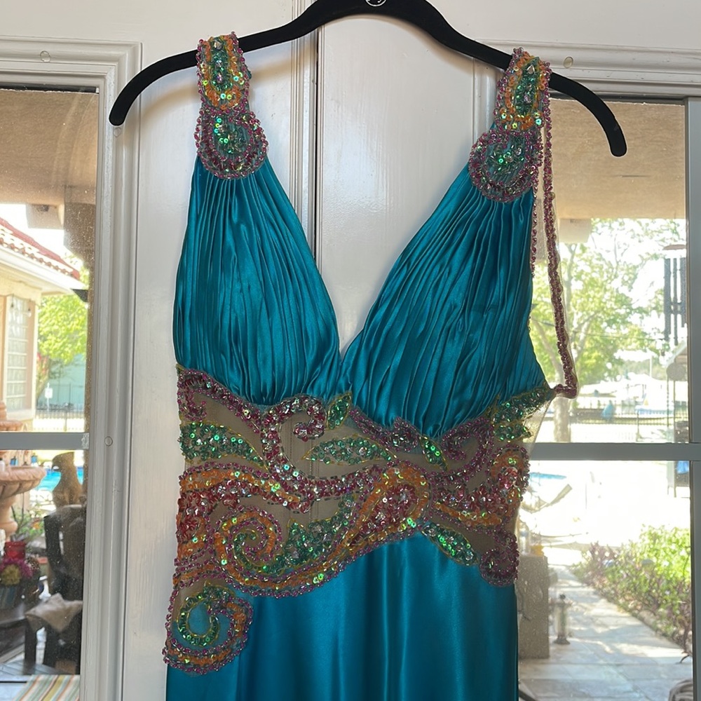 Karishma Prom mermaid dress Size 2